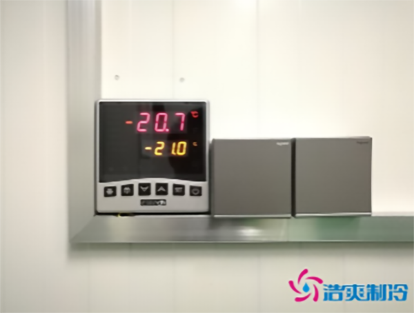 建造一個小型冷庫有哪些常見注意事項？