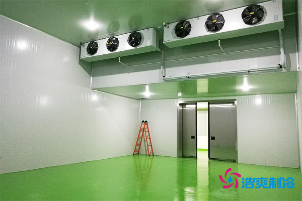 圖示:可口可樂(lè)飲料冷庫(kù)所用的冷風(fēng)機(jī)