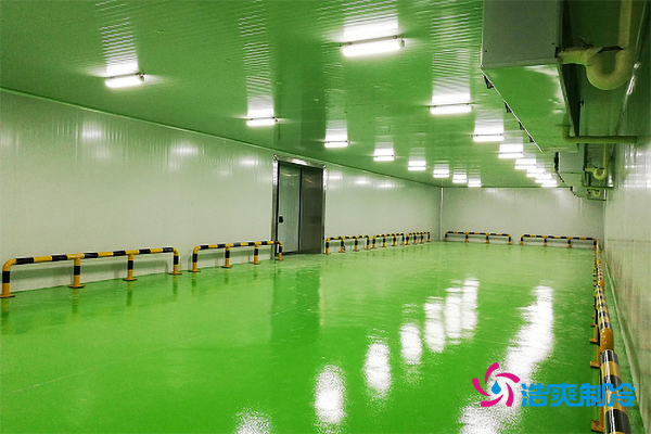 圖示:完工的可口可樂(lè)飲料冷庫(kù)實(shí)圖